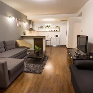 Cityhome Downtown & Spa Apartmán