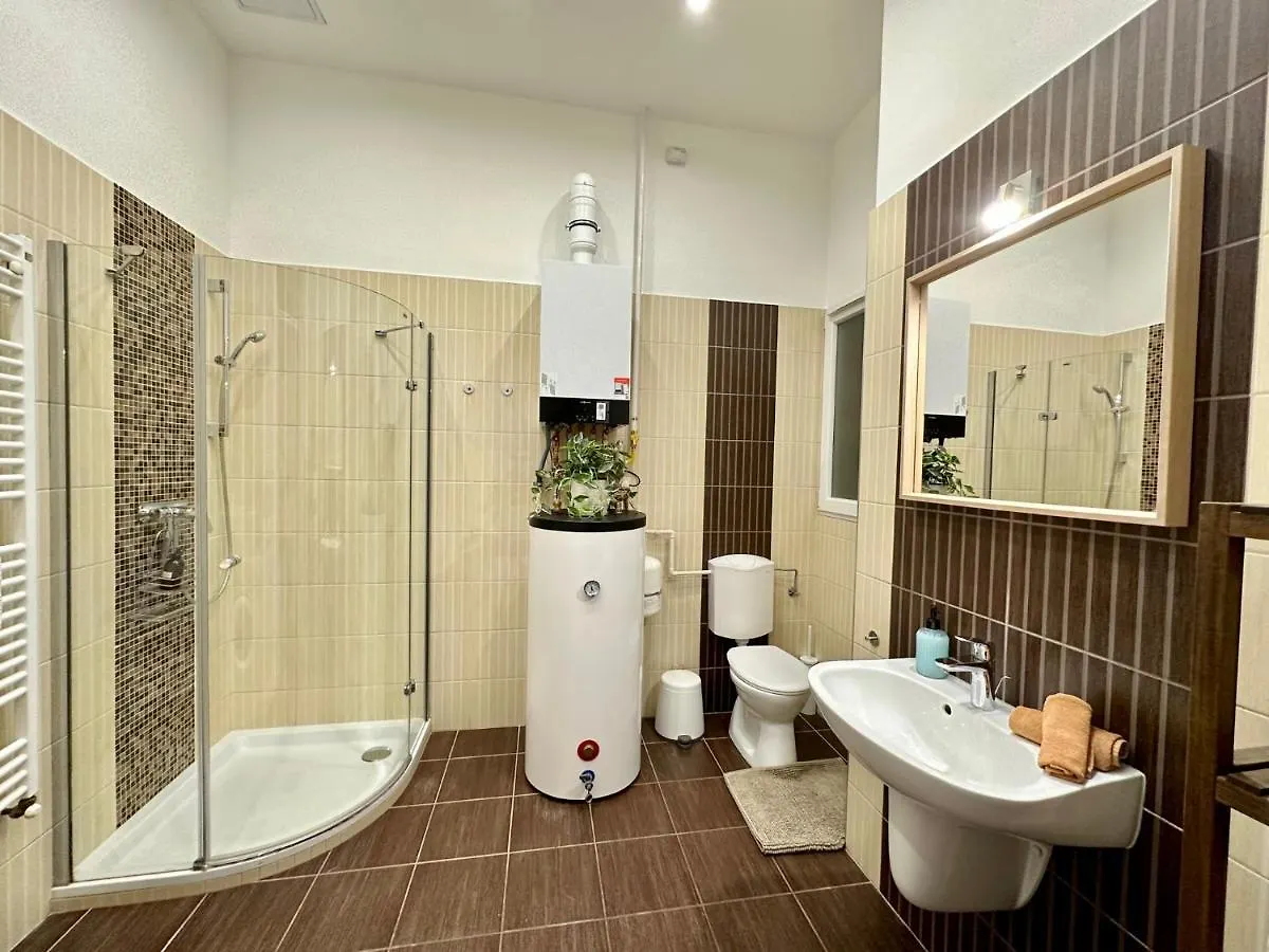 Orangehomes Peaceful Apartment Next To Central Market Hall Budapesta